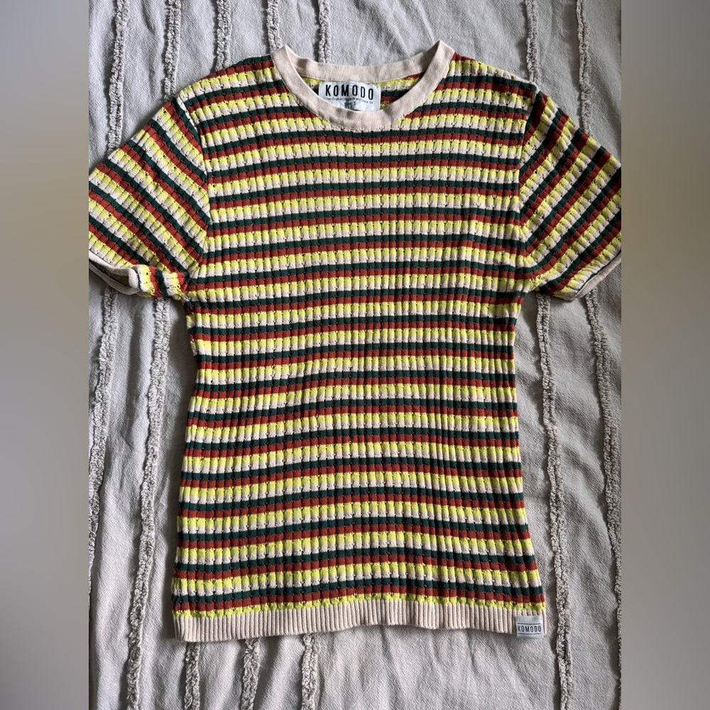 Komodo Form Fitting Knit Top Size 3